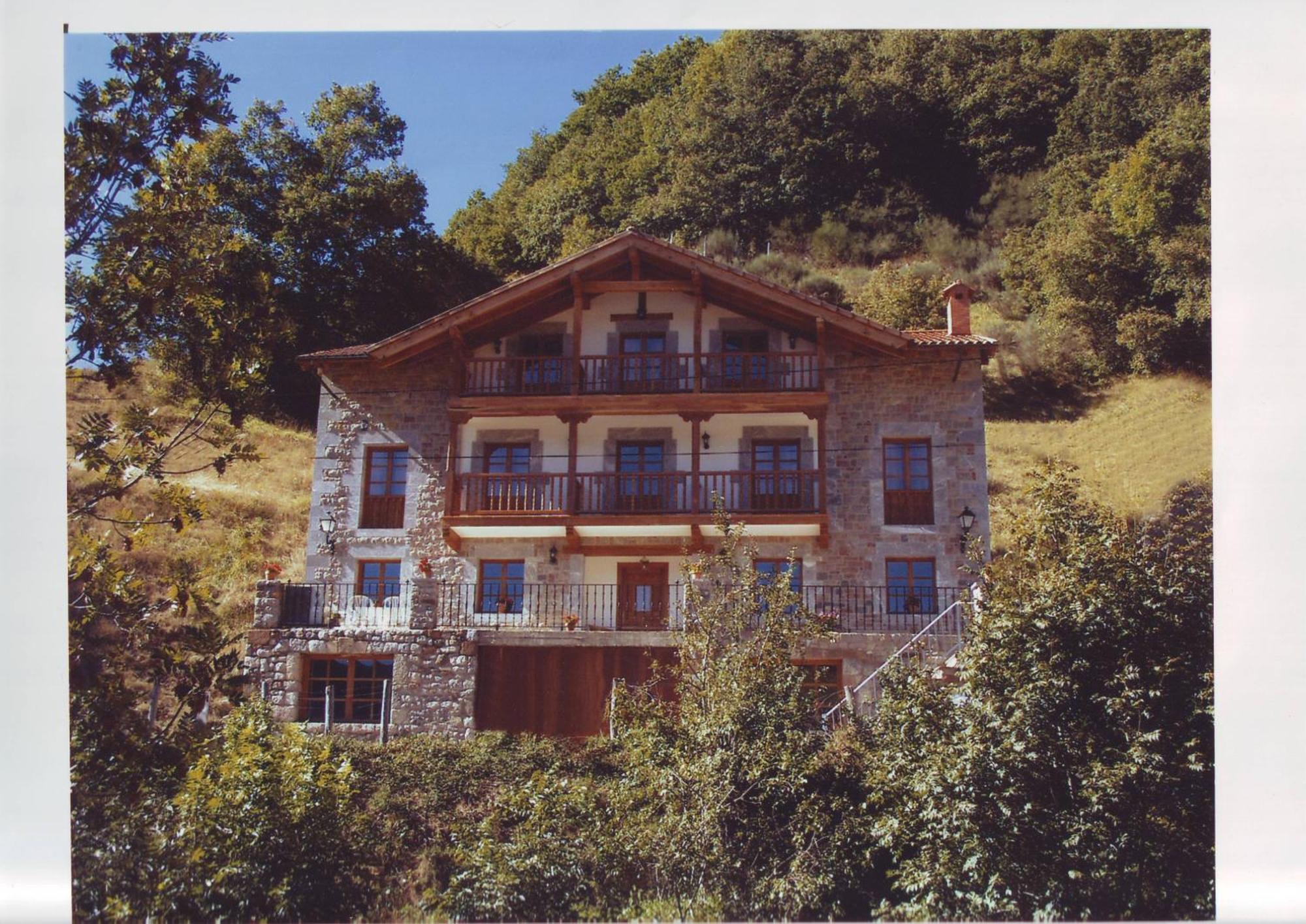 Posada Sobrevilla エスピナマ エクステリア 写真