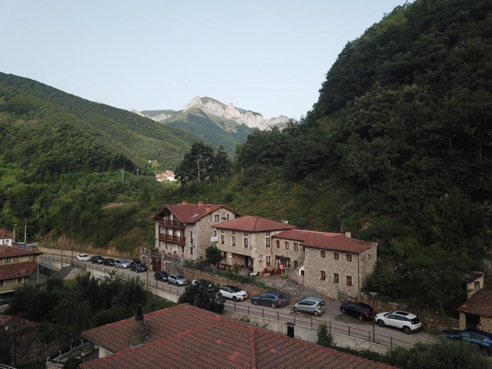 Posada Sobrevilla エスピナマ エクステリア 写真